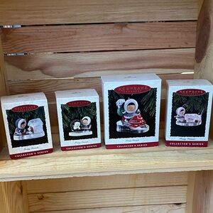 Keepsake Christmas Ornaments Set